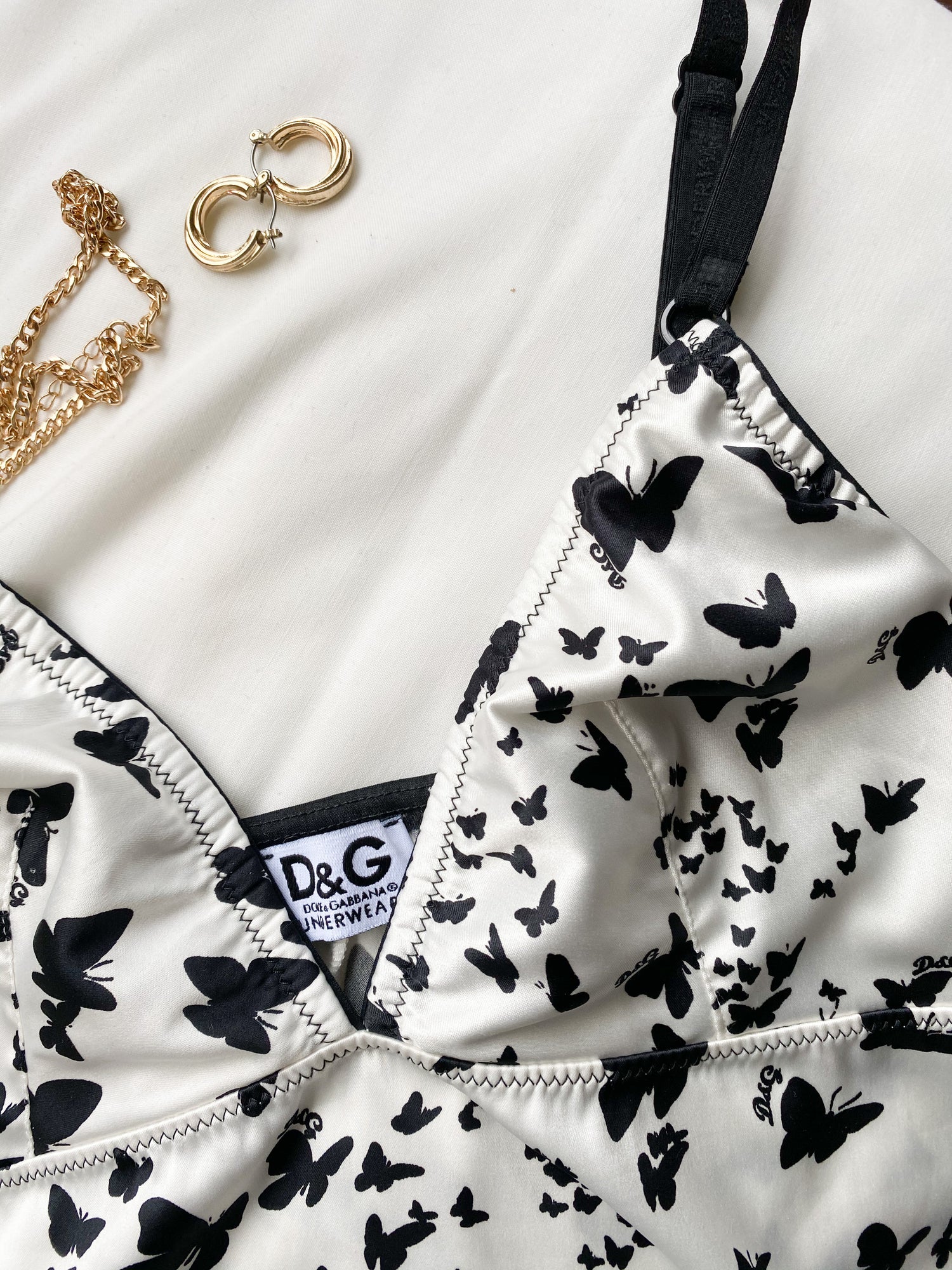 Shop sustainable fashion in a range sizes