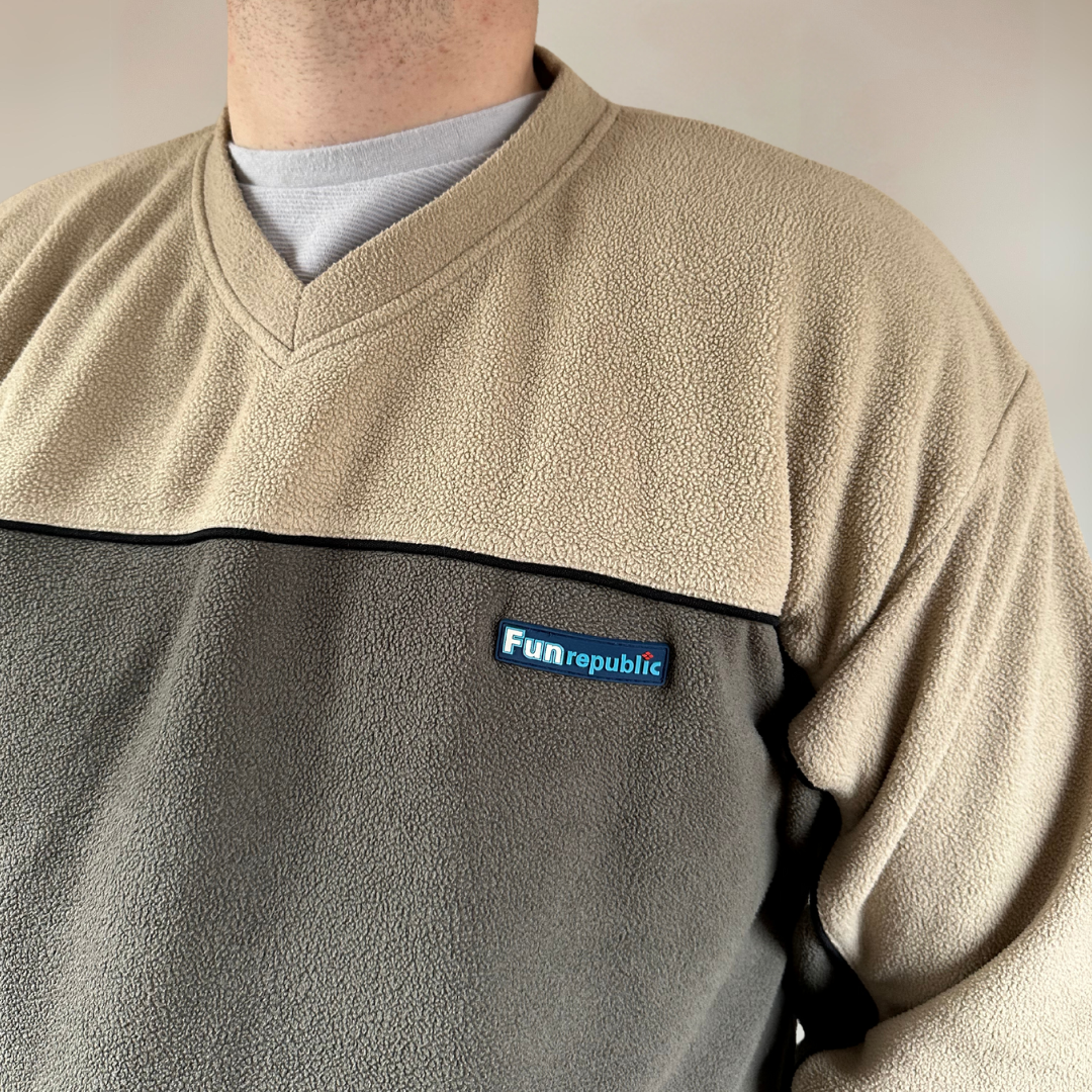 90s Two Toned Khaki Vintage Mens Fleece Size L