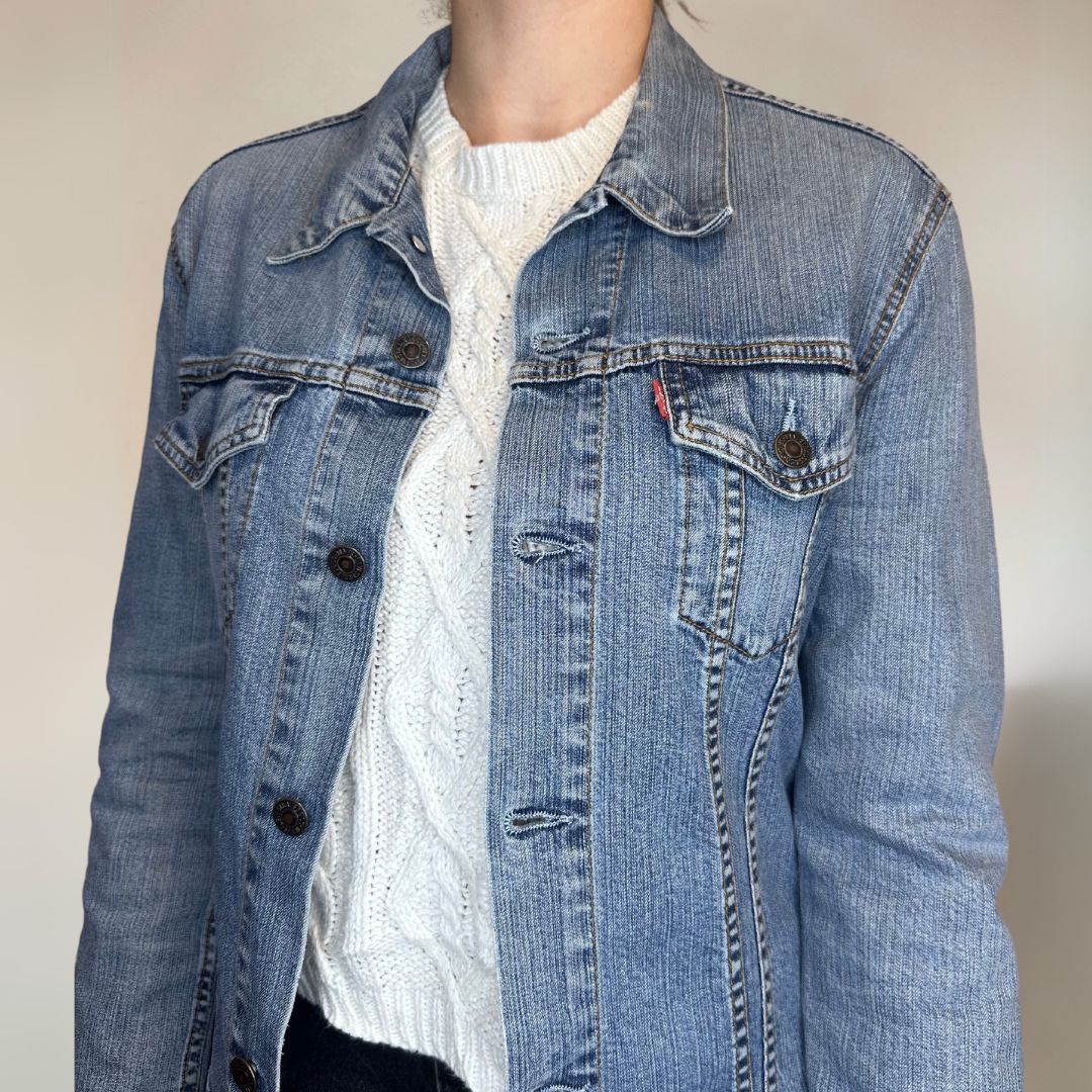 90s Levis Vintage Denim Jacket Size UK8